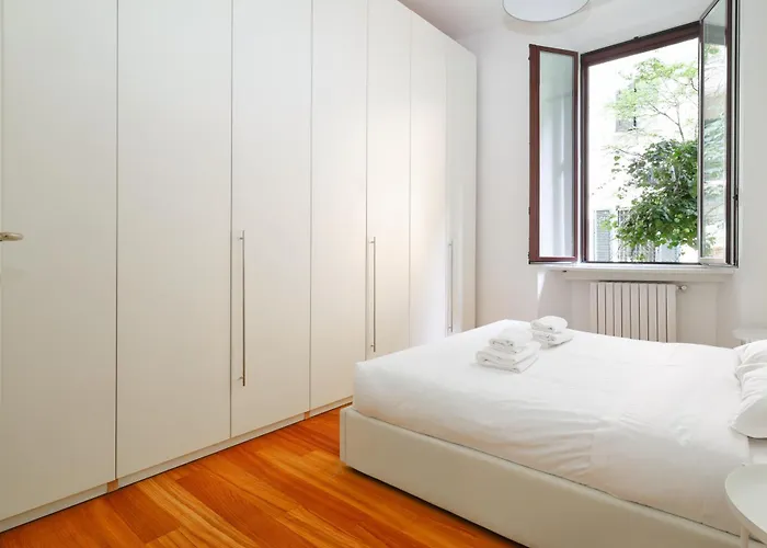 Just Urban - Modern And Exclusive - 20 Min From Duomo Apartament